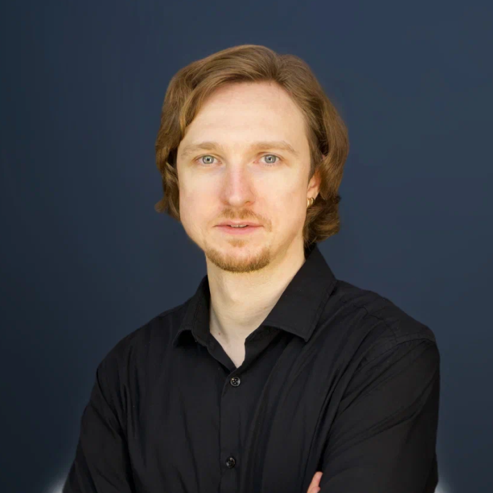 Денис Владимирович Царев