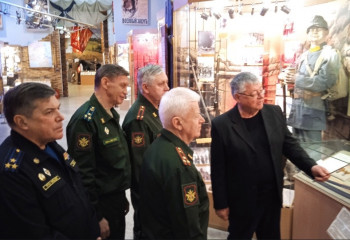 Представители РГСУ стали почетными гостями в Центральном музее Вооруженных Сил РФ при передаче в Беларусь прославленного Боевого Знамени