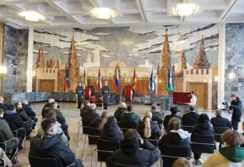 Студенты РГСУ почтили память защитников Отечества