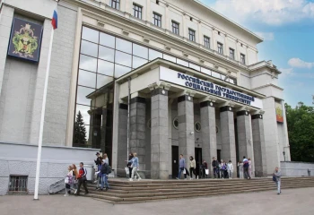 20 мая в Российском государственном социальном университете и Открытой высшей гуманитарной школе состоялся День открытых дверей