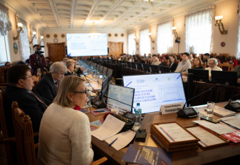 Преподаватели и студенты факультета политических и социальных технологий приняли участие в научно-практической конференции «Кадровое обеспечение семейной политики и вопросы семьеведения»