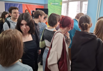 Студенты и преподаватели кафедры иностранных языков и культуры на Дне карьеры РГСУ