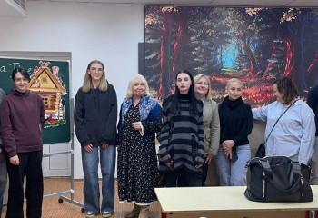 «Жили-были ...»: сказки, легенды, мифы на трех языках - немецком, английском и русском