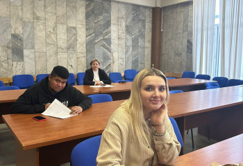 Погружение в мир политики и законодательства: студенты кафедры СГиМУ посетили Совет Федерации