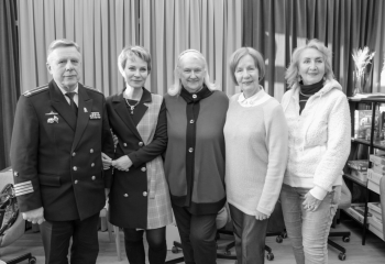 ПРЕДСТАВИТЕЛЬ РГСУ ВСТРЕТИЛСЯ С РОДИТЕЛЯМИ УЧАСТНИКОВ СВО И ВЕТЕРАНАМИ-ПОДВОДНИКАМИ