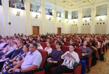 Сотрудники Центра миграционно-визового сопровождения приняли участие во встречах с первокурсниками.