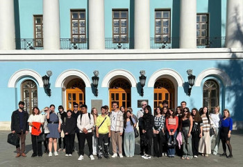 Встреча студентов кафедры иностранных языков и культуры с военной песней в Центральном Доме Российской Армии им. М.В. Фрунзе
