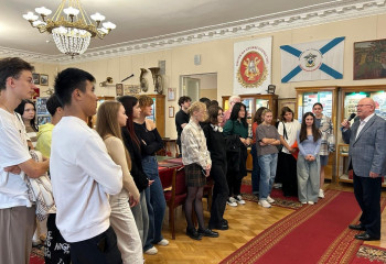 Встреча студентов кафедры иностранных языков и культуры с военной песней в Центральном Доме Российской Армии им. М.В. Фрунзе