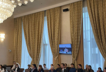 16 октября 2024 года студенты факультета юриспруденции и правового регулирования провели дебаты на тему «Концепция идеальной формы российского государства: проблемы и перспективы».