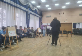 15 ноября заведующая кафедрой Е. С. Митячкина приняла участие в школьной конференции «Платное обучение сегодня в высшем образовании».